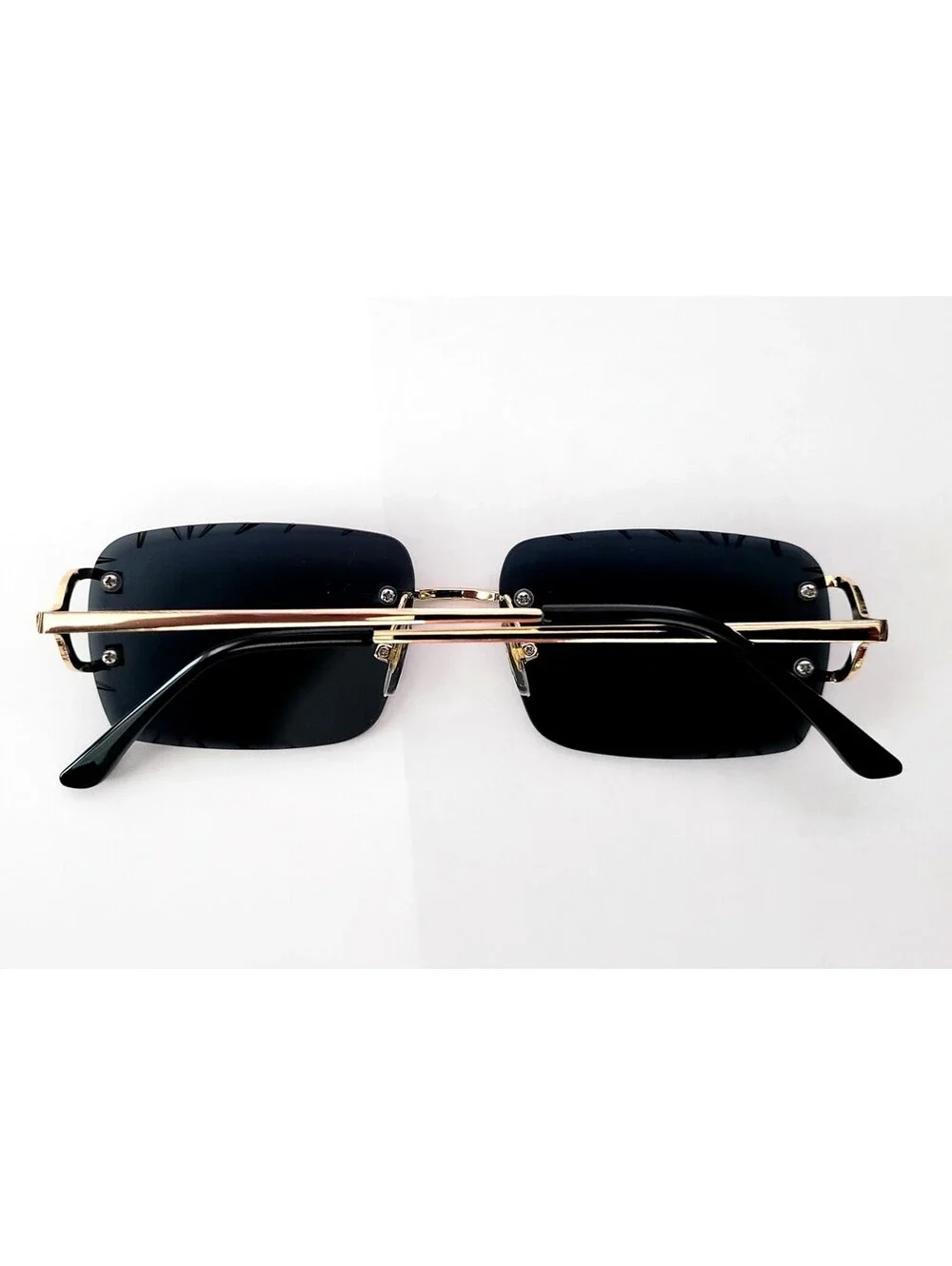 Piccadilly Gld Blk Gradient C Diamond Cut Designer Sunglass